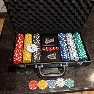 Guinness 300pc Poker Chip Set